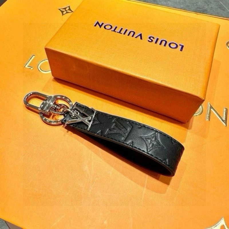 Louis Vuitton Keychains Chic 265285