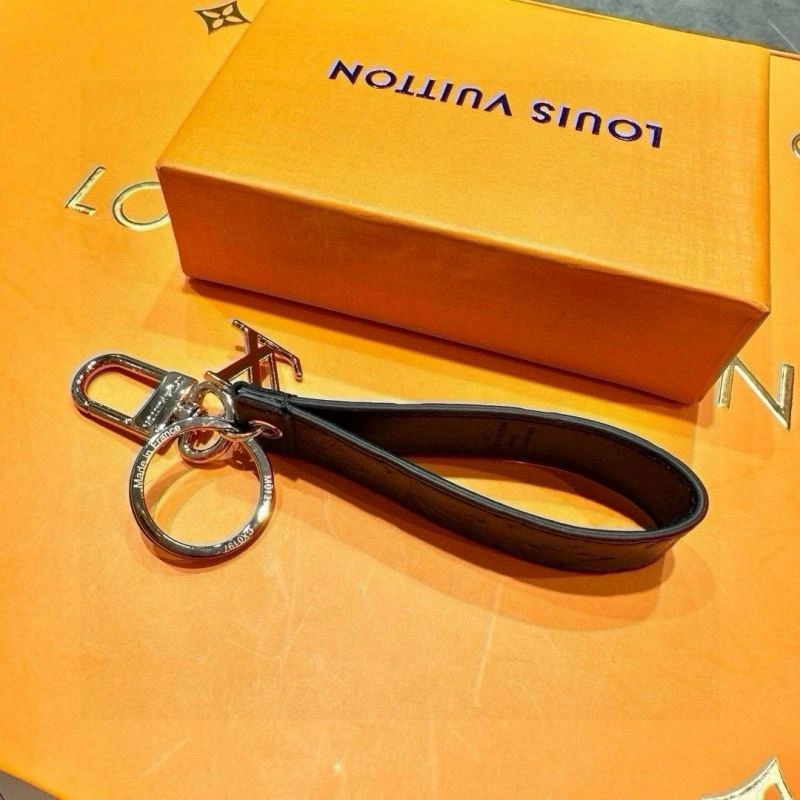 Louis Vuitton Keychains Chic 265285