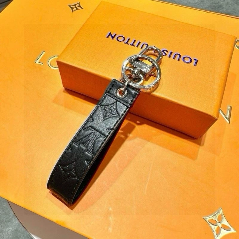 Louis Vuitton Keychains Chic 265285