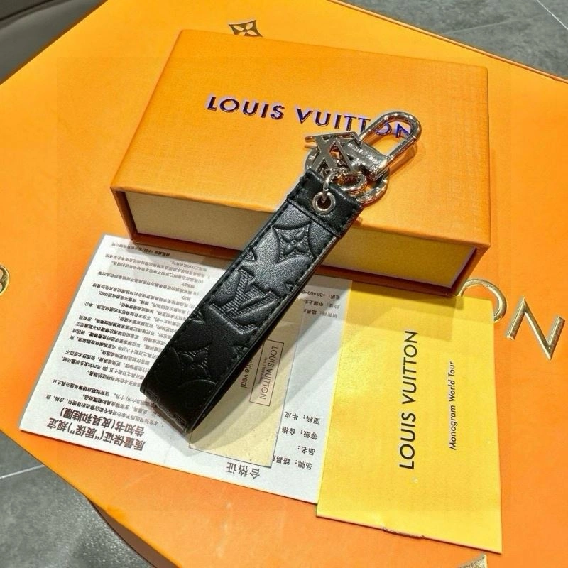 Louis Vuitton Keychains Chic 265285
