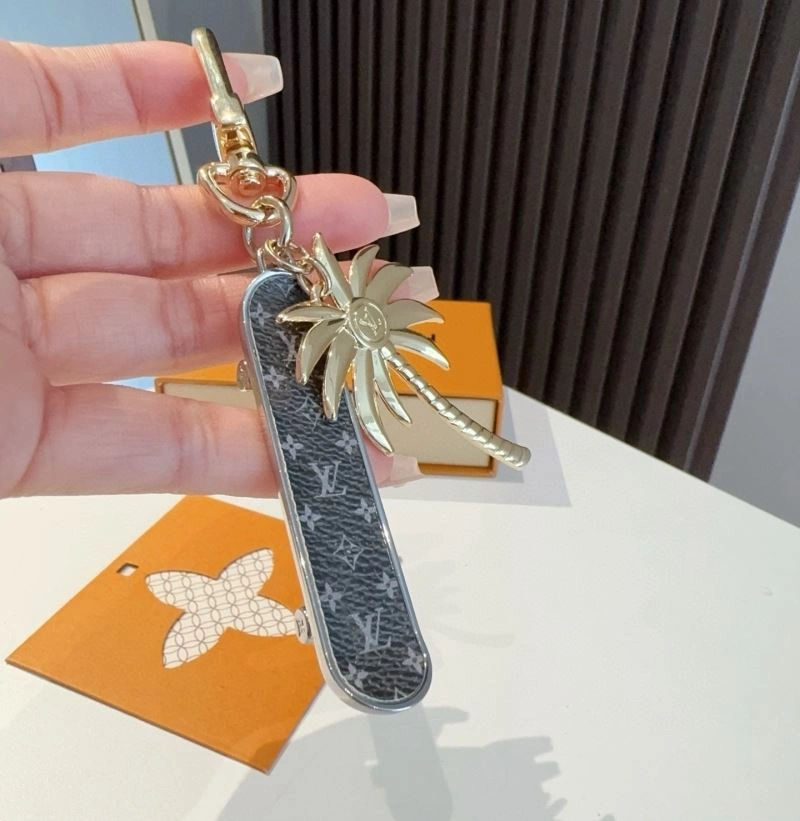 OnTrend Louis Vuitton Keychains 265245