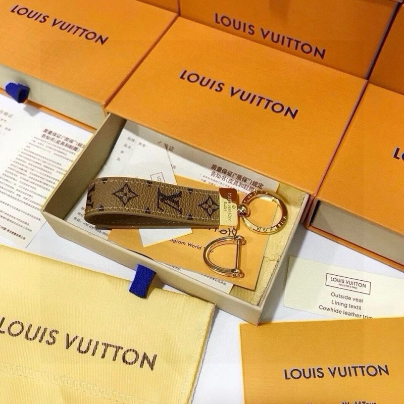 Unisex Louis Vuitton Keychains 265264