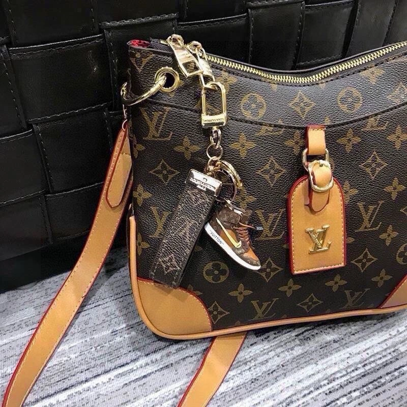 Louis Vuitton Keychains Durable 265242