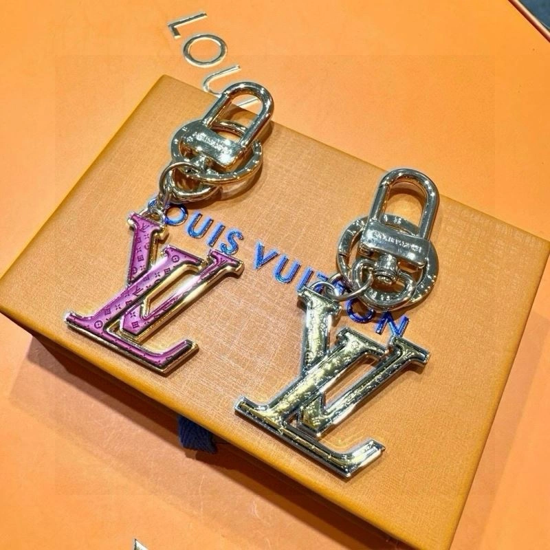 MoistureWicking Louis Vuitton Keychains 265256