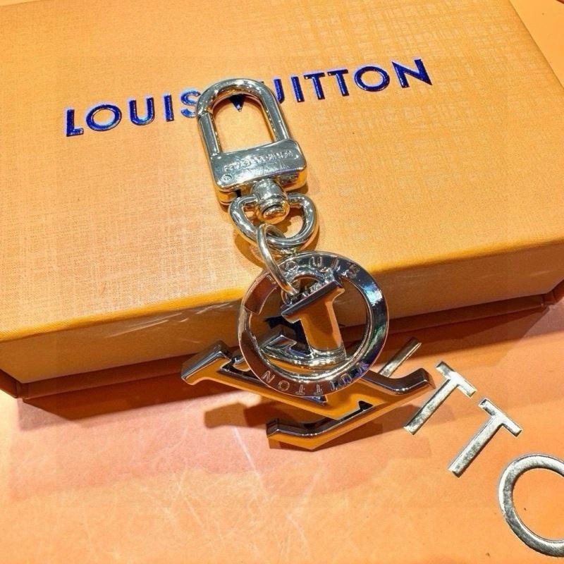 MoistureWicking Louis Vuitton Keychains 265256