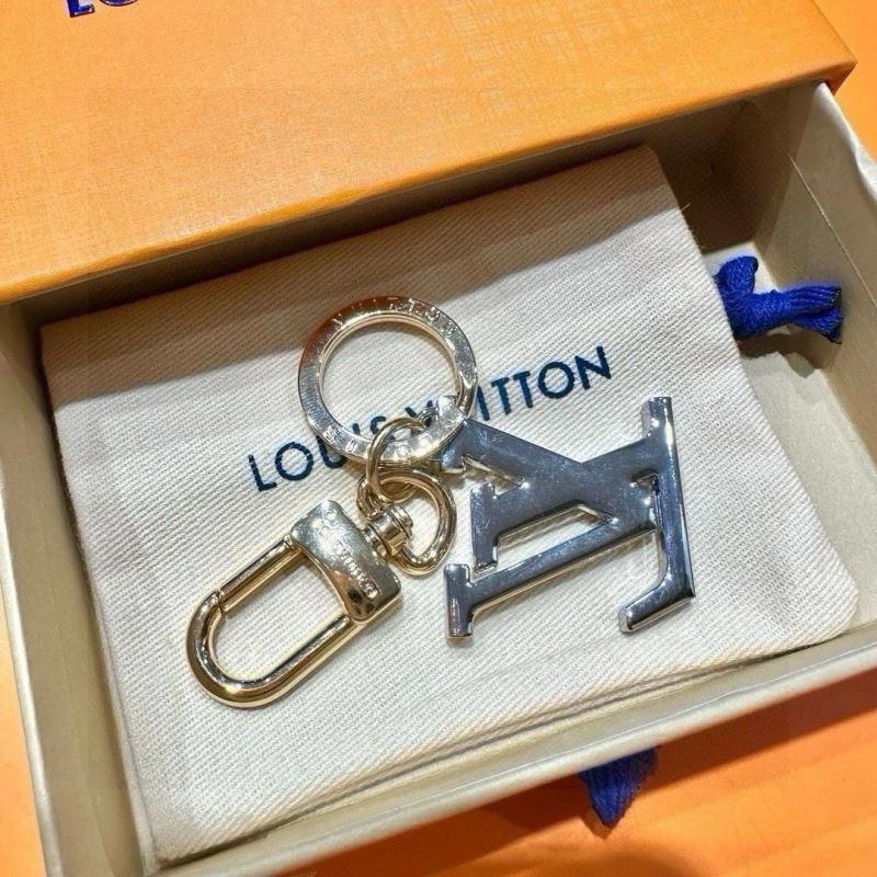 MoistureWicking Louis Vuitton Keychains 265256