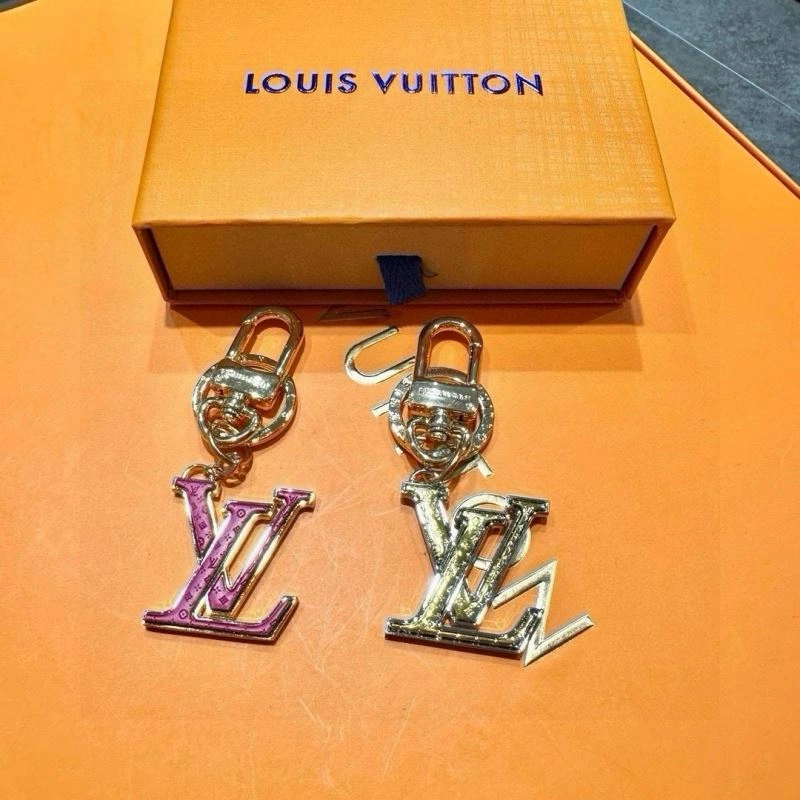 Affordable Louis Vuitton Keychains 265240