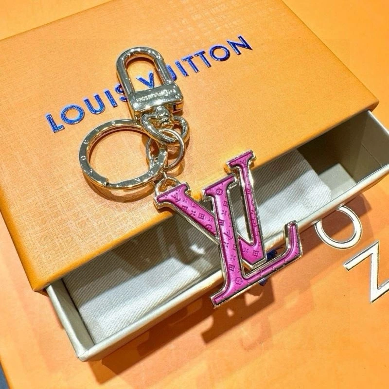Affordable Louis Vuitton Keychains 265240