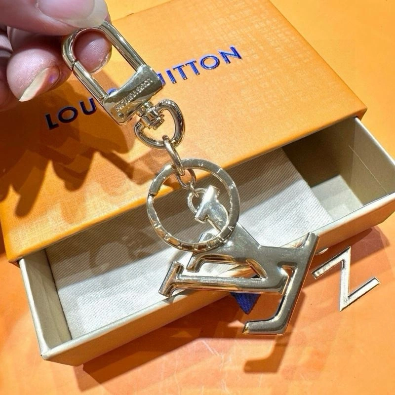 Affordable Louis Vuitton Keychains 265240