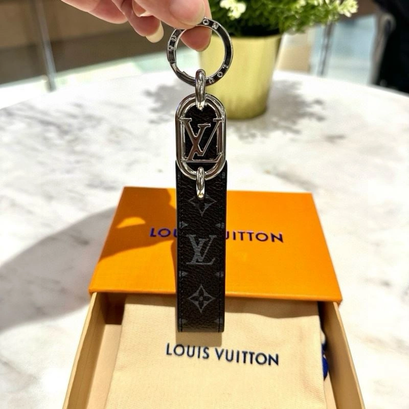 Louis Vuitton Keychains Neat 265235