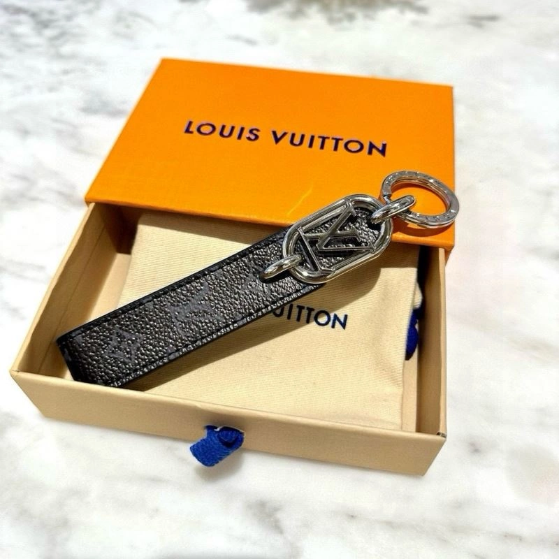 Louis Vuitton Keychains Neat 265235