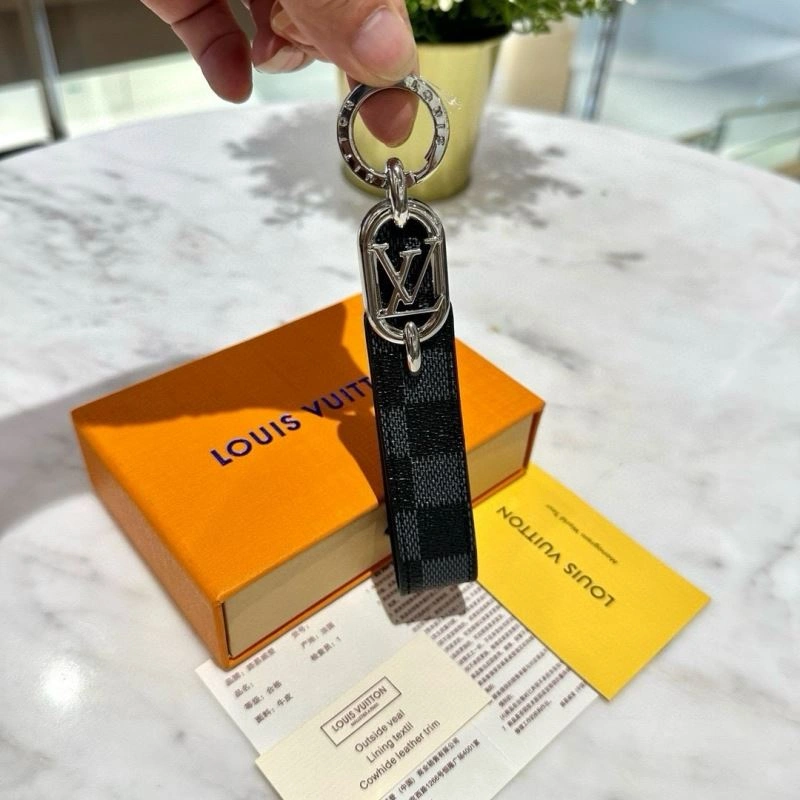 ComfortFit Louis Vuitton Keychains 265214