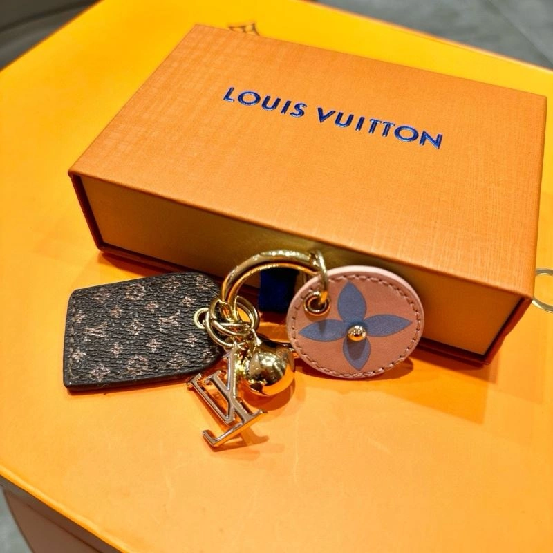 Affordable Louis Vuitton Keychains 265223