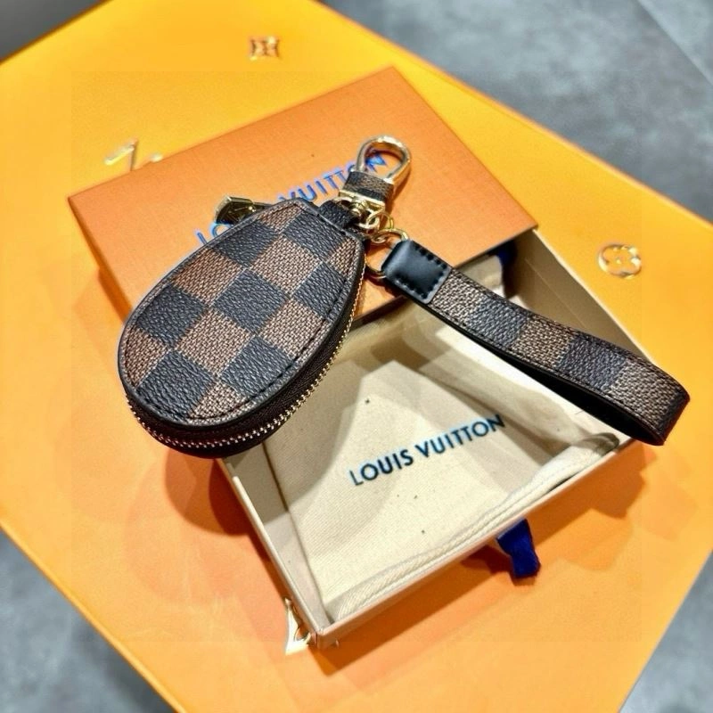 Elegant Louis Vuitton Keychains 265228