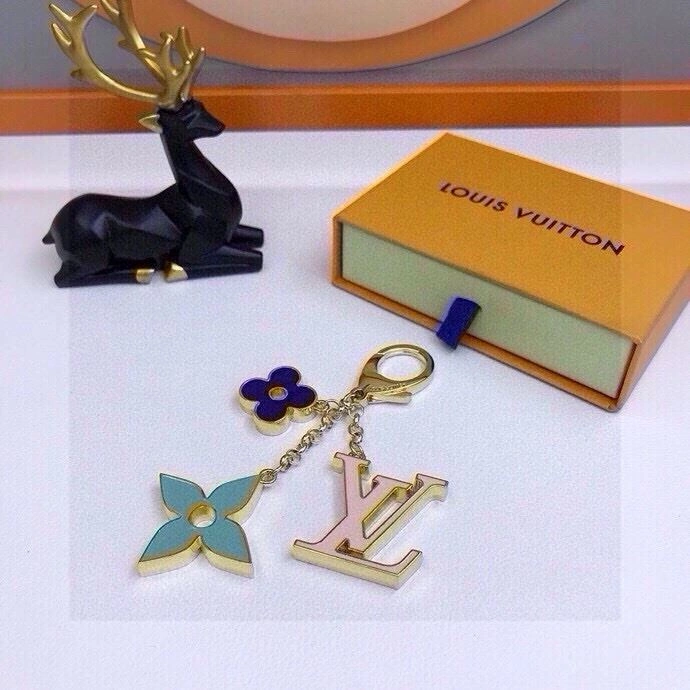 Louis Vuitton Keychains Trendy 265220