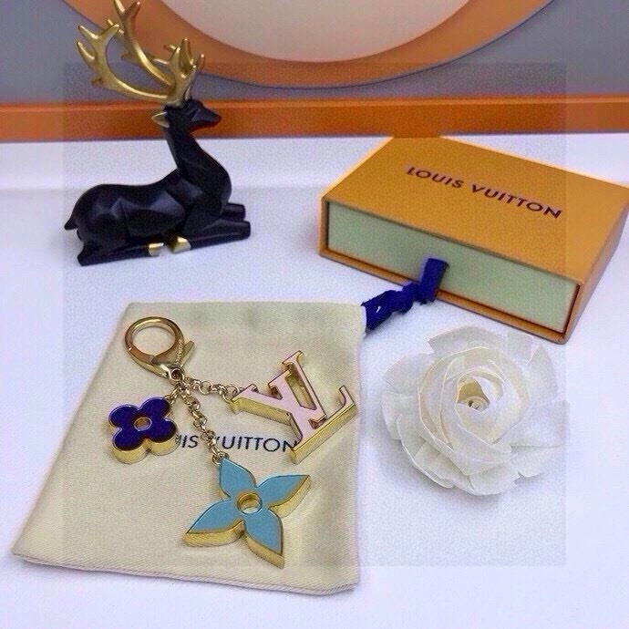 Louis Vuitton Keychains Trendy 265220