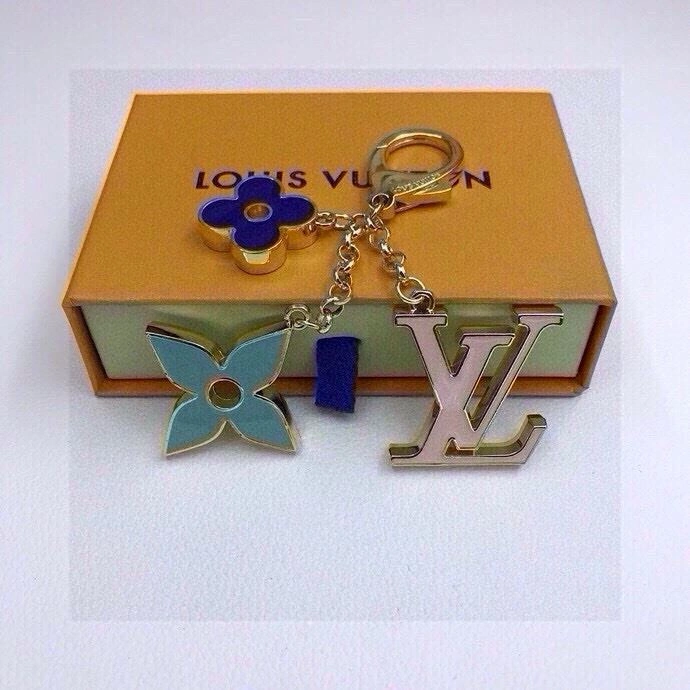 Louis Vuitton Keychains Trendy 265220
