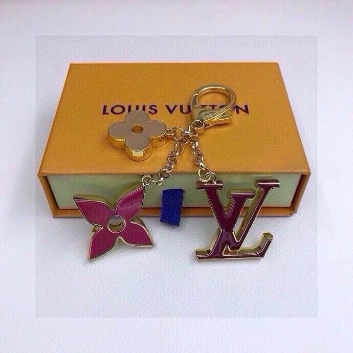 Louis Vuitton Keychains OnTrend 265208