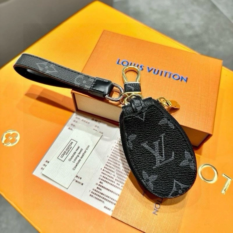 Louis Vuitton Keychains UrbanChic 265224