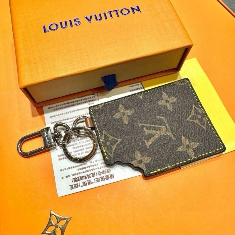 UrbanChic Louis Vuitton Keychains 265227