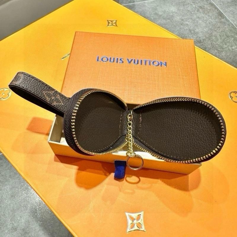 WeatherProof Louis Vuitton Keychains 265206