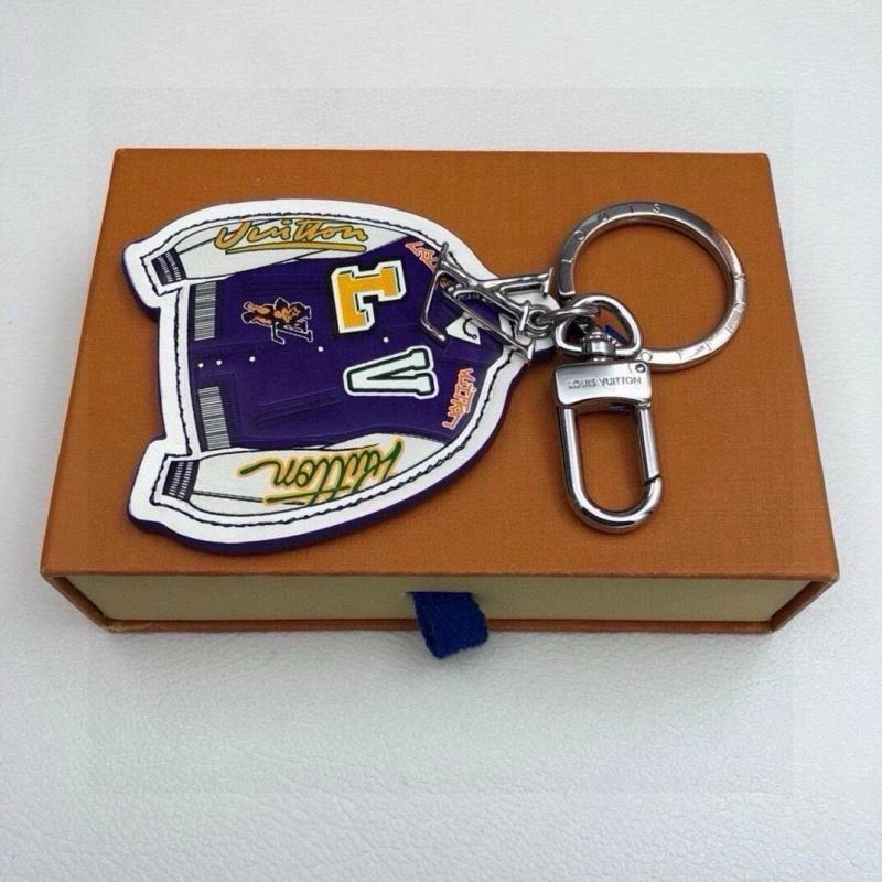 TimelessDesign Louis Vuitton Keychains 265196