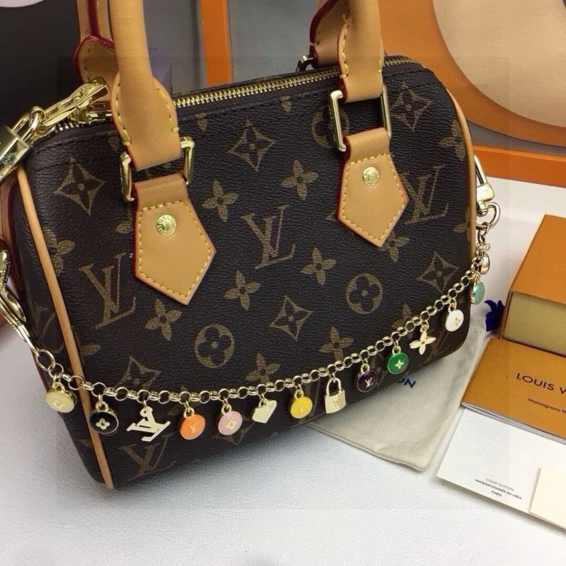 Bright Louis Vuitton Keychains 265193