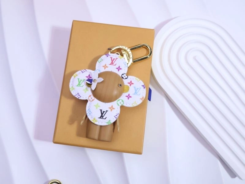 UrbanChic Louis Vuitton Keychains 265190