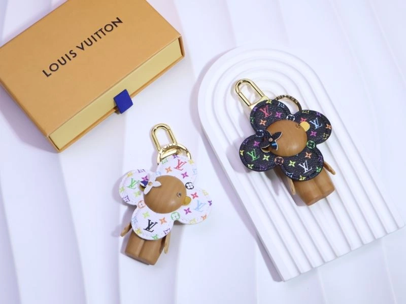 UrbanChic Louis Vuitton Keychains 265190