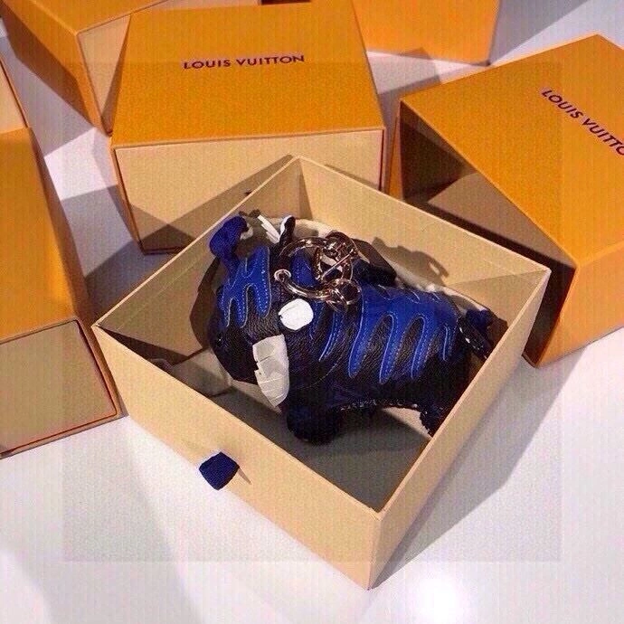 Sporty Louis Vuitton Keychains 265180