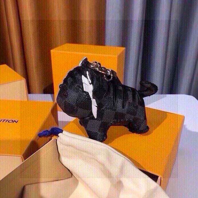 RelaxedFit Louis Vuitton Keychains 265170