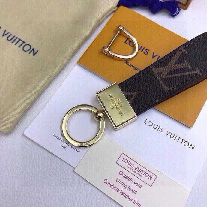Effortless Louis Vuitton Keychains 265151