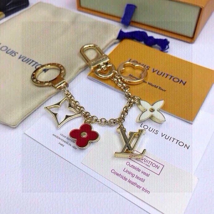 StreetReady Louis Vuitton Keychains 265140