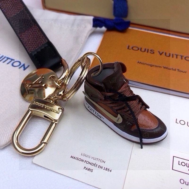 Louis Vuitton Keychains Sporty 265138