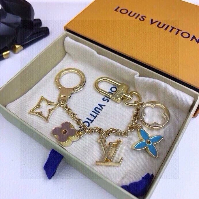Louis Vuitton Keychains ModernLook 265130