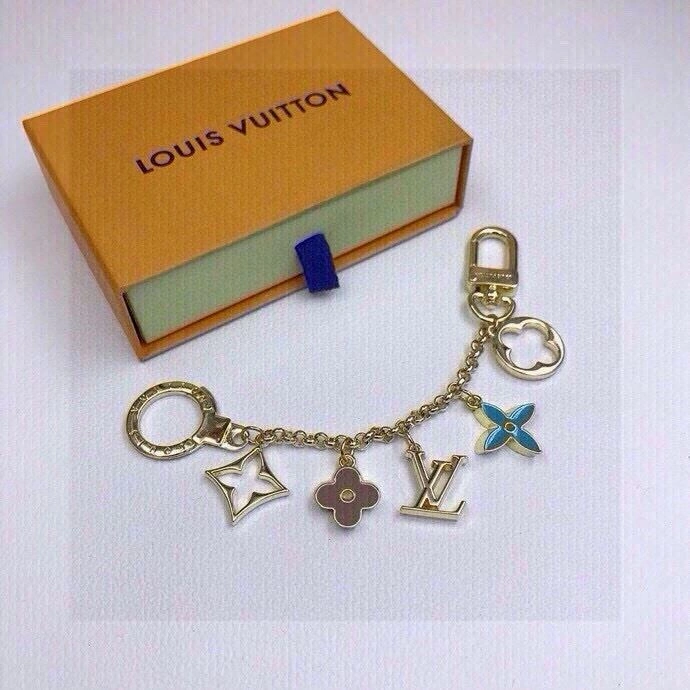 Louis Vuitton Keychains ModernLook 265130
