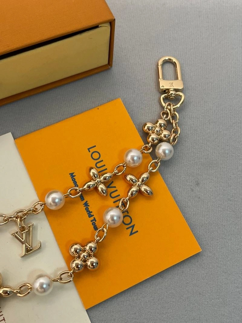 Breathable Louis Vuitton Keychains 265120
