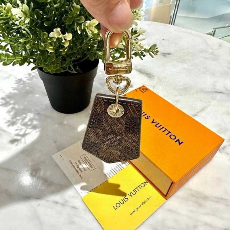 Louis Vuitton Keychains Flexible 265101