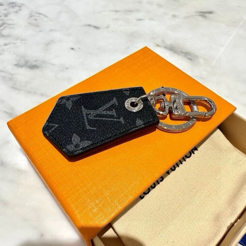Louis Vuitton Keychains ModernLook 265099