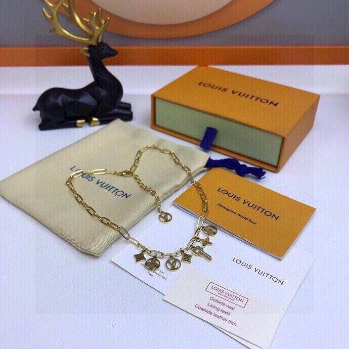 Trendsetting Louis Vuitton Keychains 265097