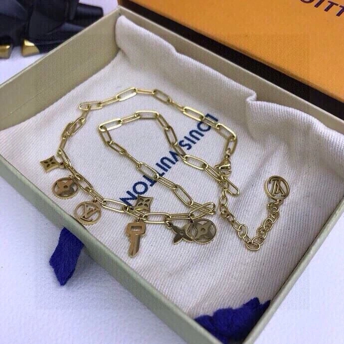 Trendsetting Louis Vuitton Keychains 265097