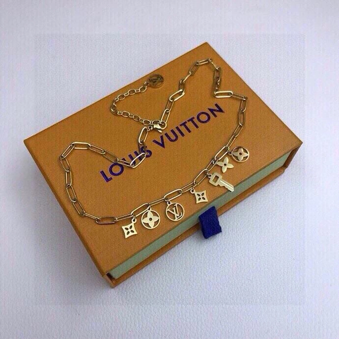 Trendsetting Louis Vuitton Keychains 265097