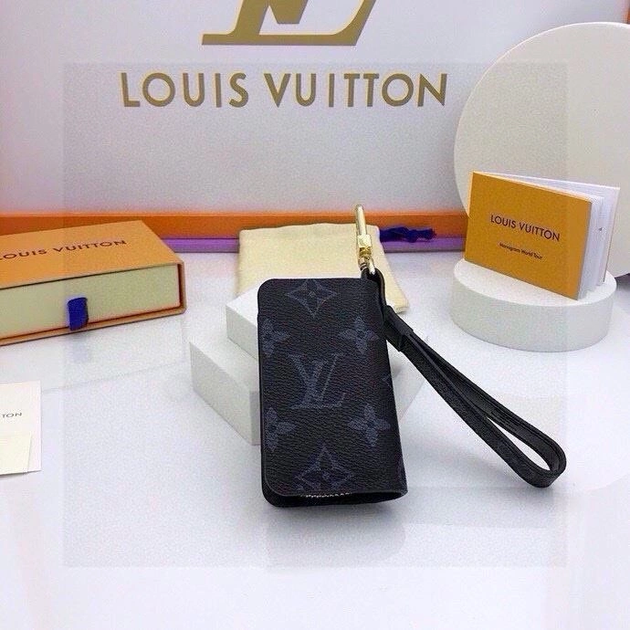 Louis Vuitton Keychains Supportive 265096