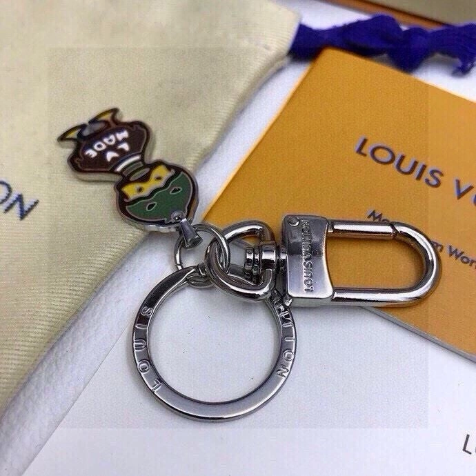FlexibleFit Louis Vuitton Keychains 265070