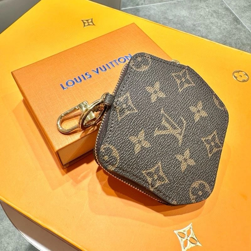 Louis Vuitton Keychains Attractive 265095