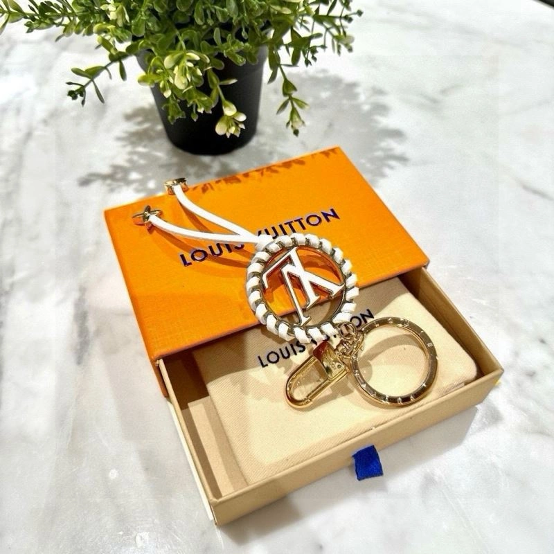 SmoothTexture Louis Vuitton Keychains 265069
