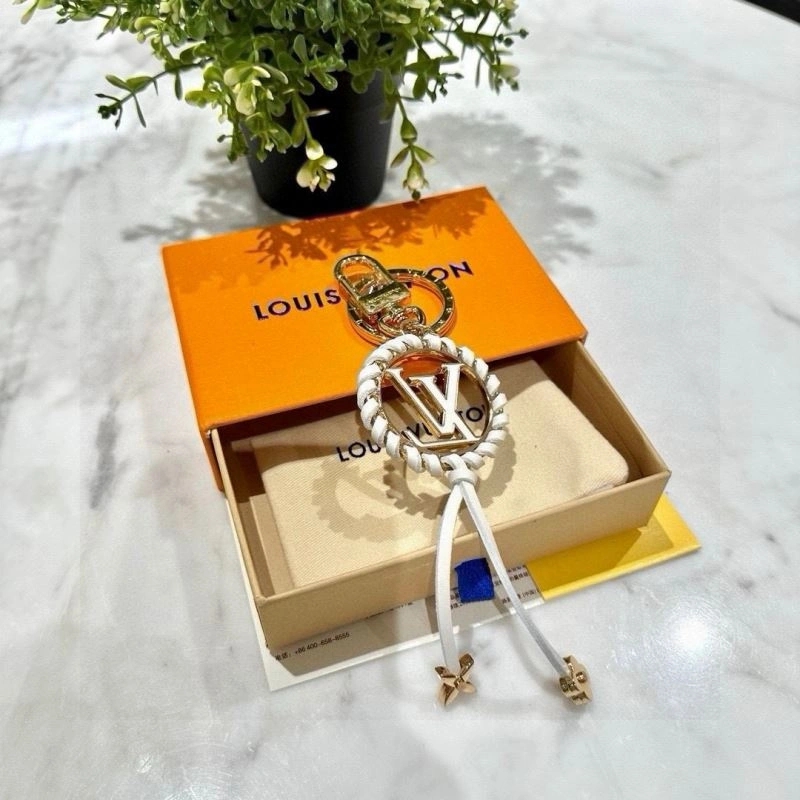Comfortable Louis Vuitton Keychains 265078