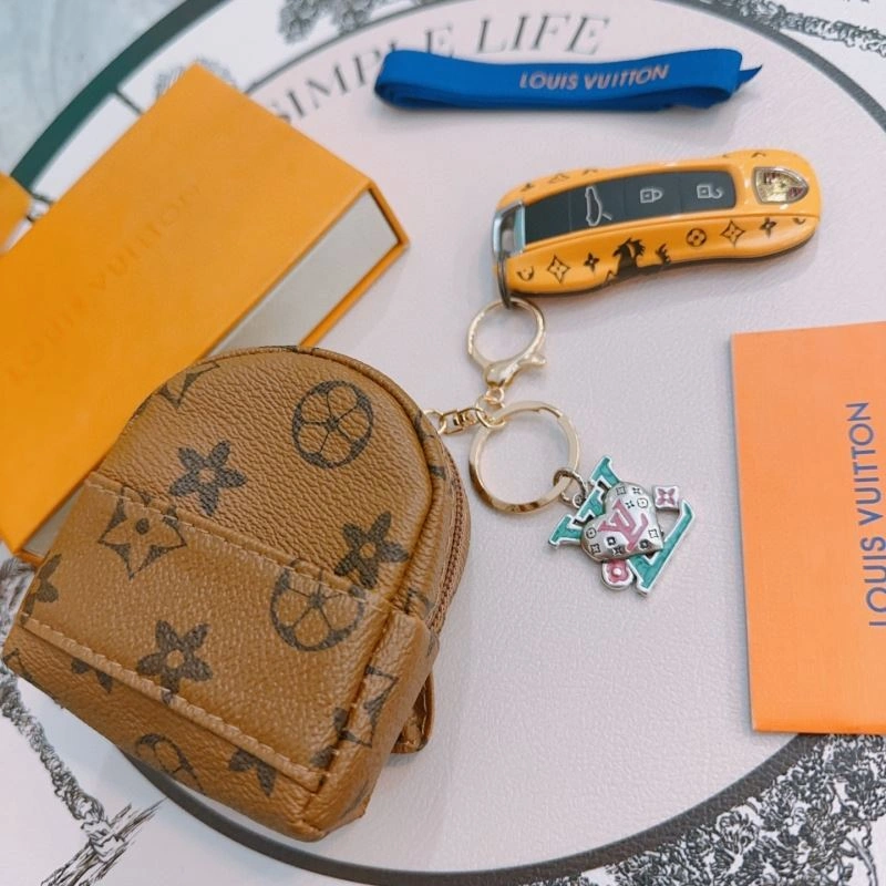 Versatile Louis Vuitton Keychains 265050