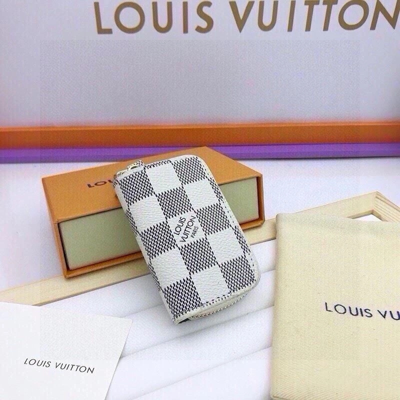 Sustainable Louis Vuitton Keychains 265023