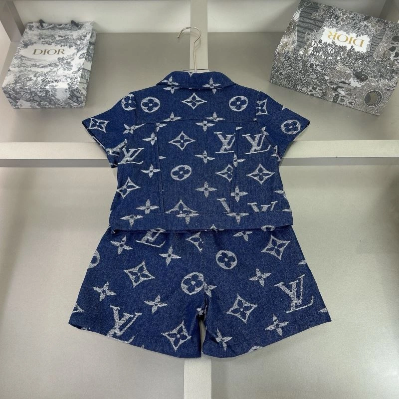 Fashionable Louis Vuitton Kids 132240